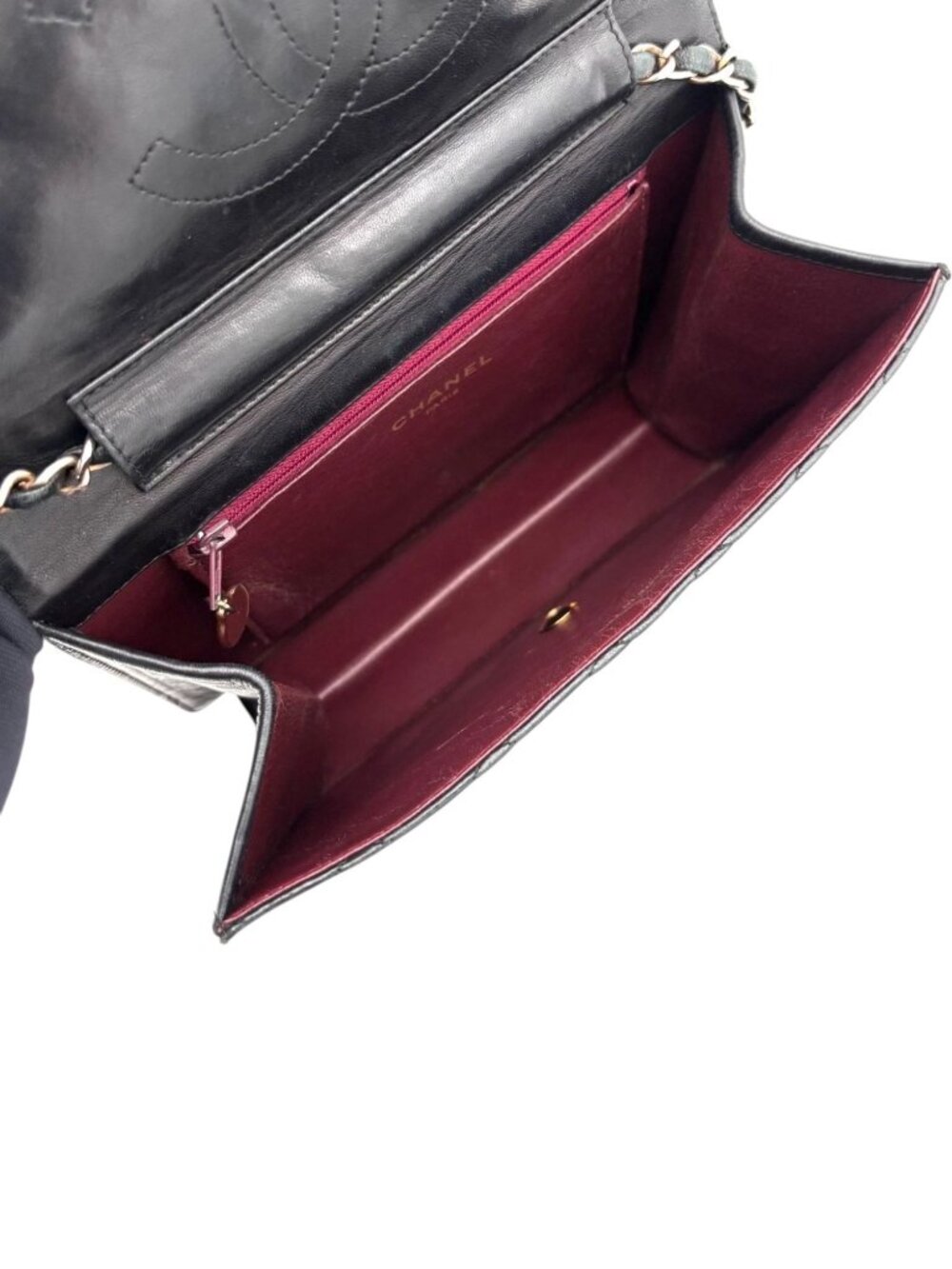 7791655CR T6 Chanel Crossbody Bag Black Lambskin - Picture 5 of 11